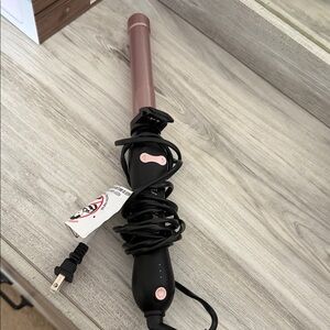 Rose Gold Curling Wand